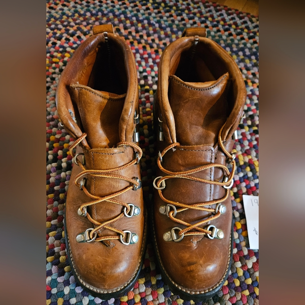 1980 Danner Mountain Hunter Boots